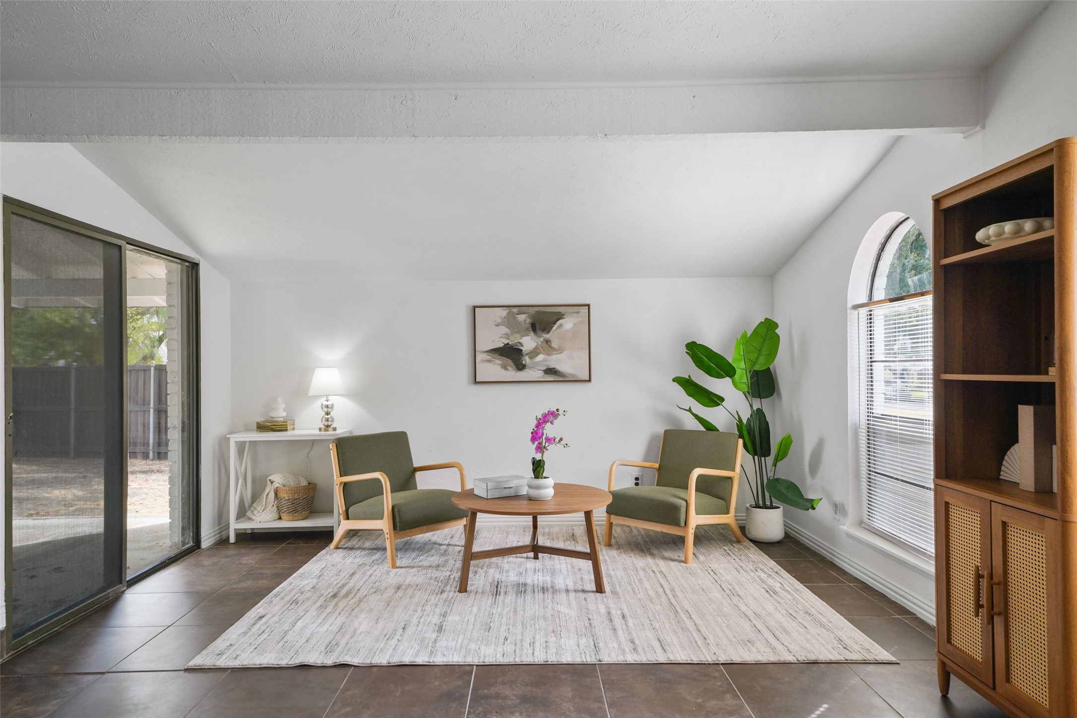 1515 Cherokee Trail