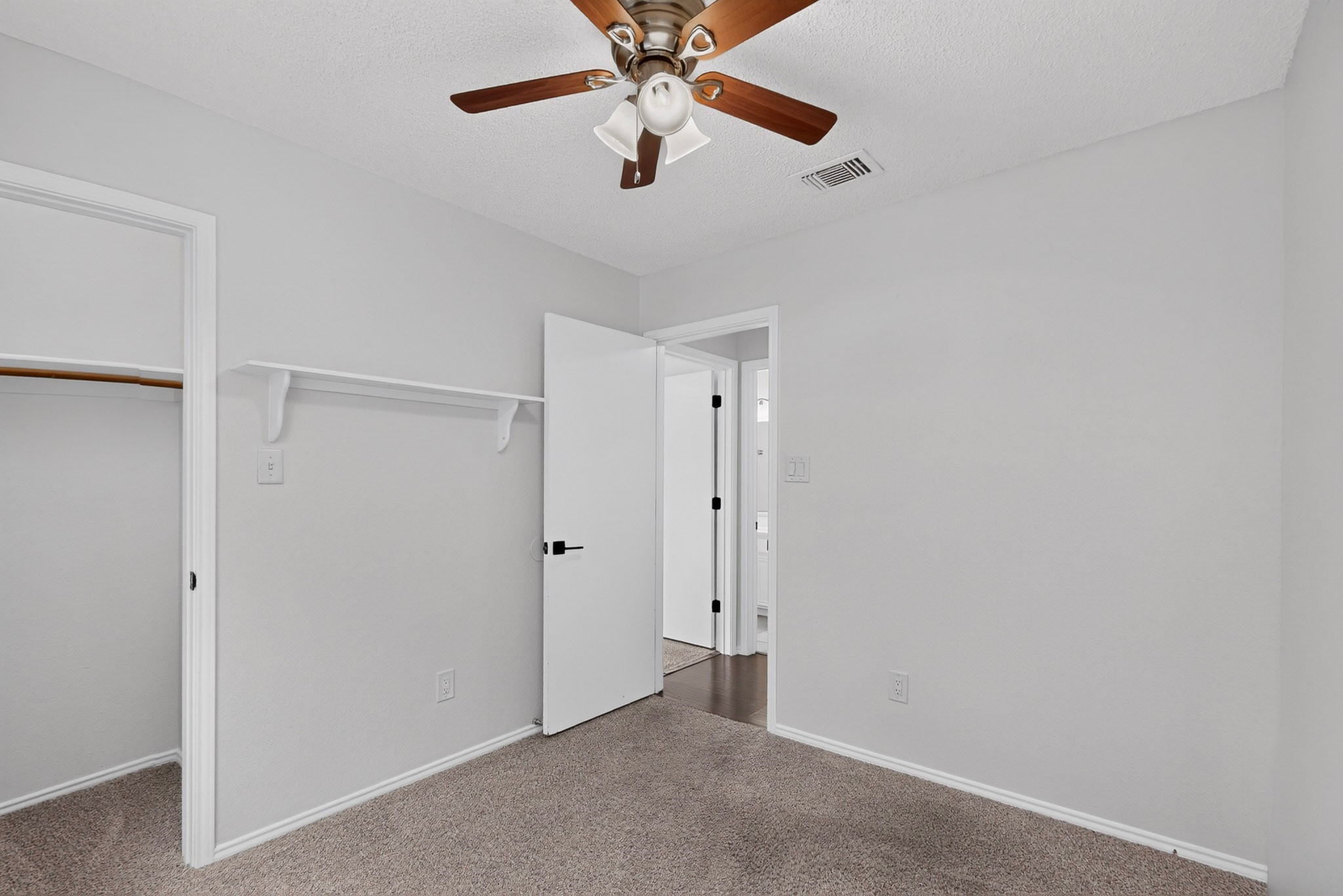 2039 Mallard Drive