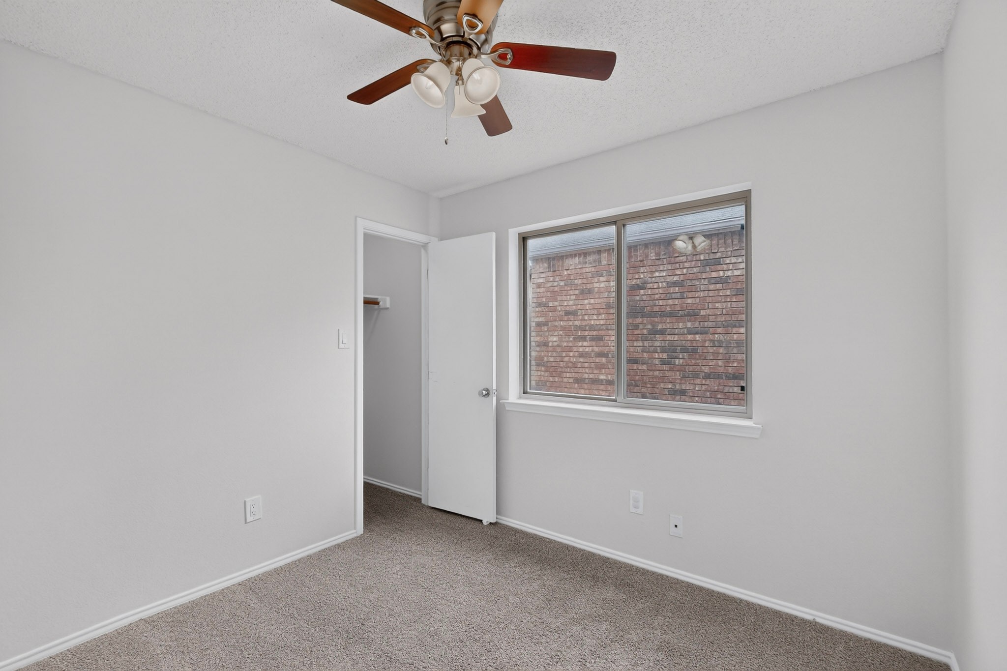 2039 Mallard Drive