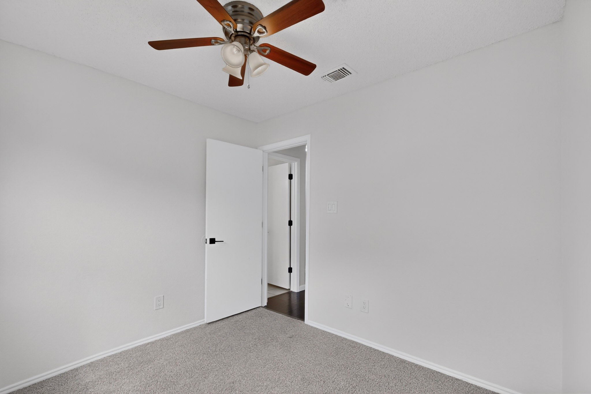 2039 Mallard Drive