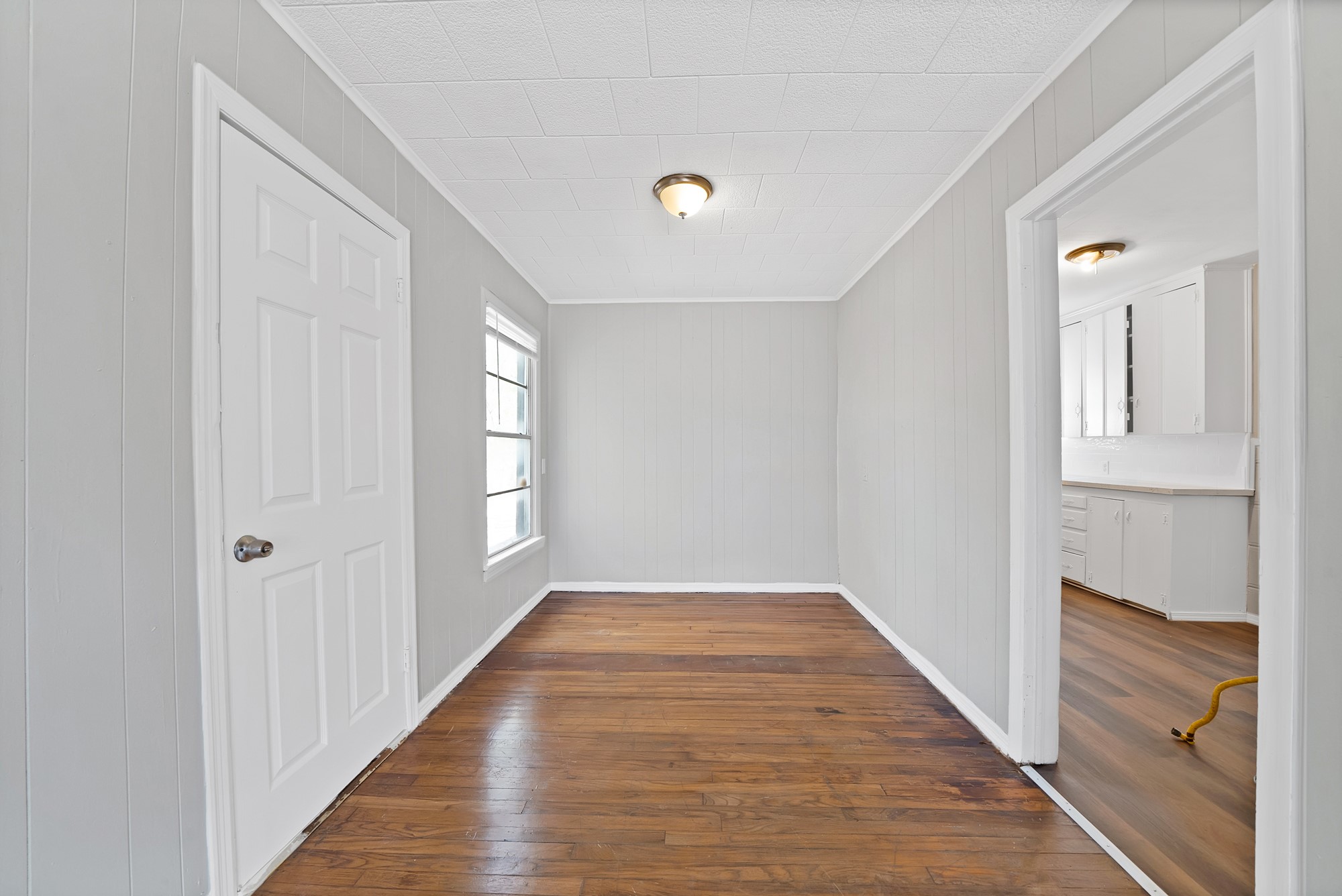 2305 8th Avenue