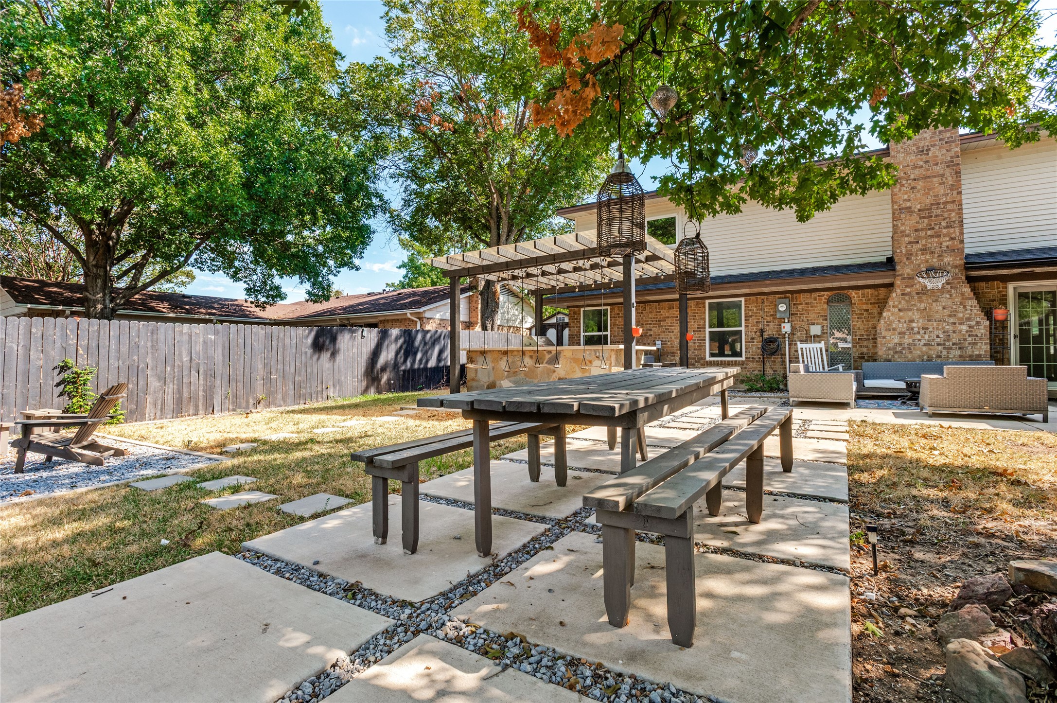 1301 Hillsdale Drive
