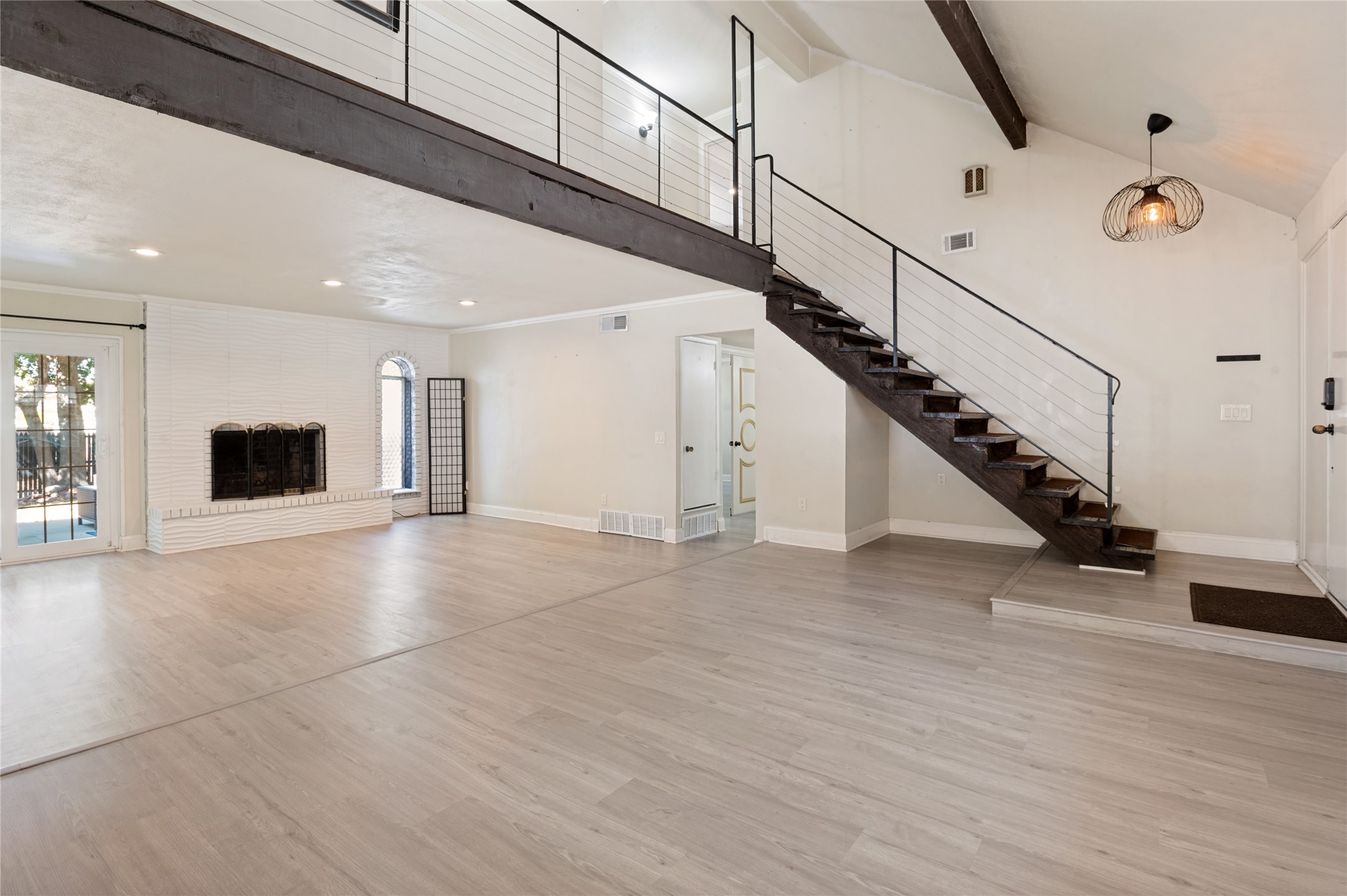 1301 Hillsdale Drive