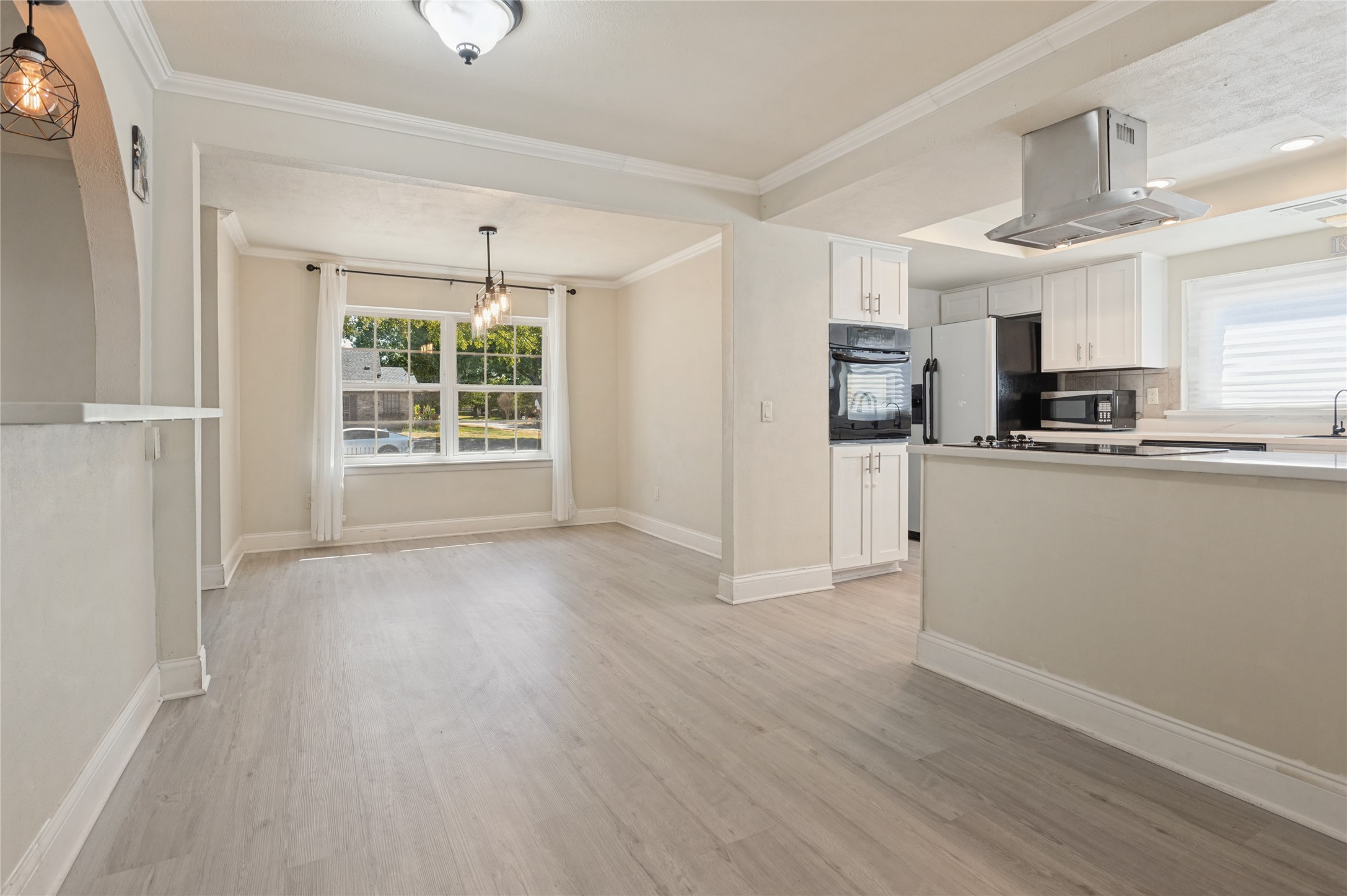 1301 Hillsdale Drive