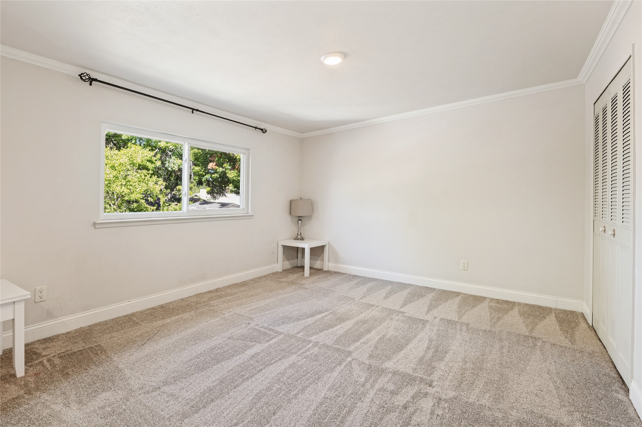 1301 Hillsdale Drive