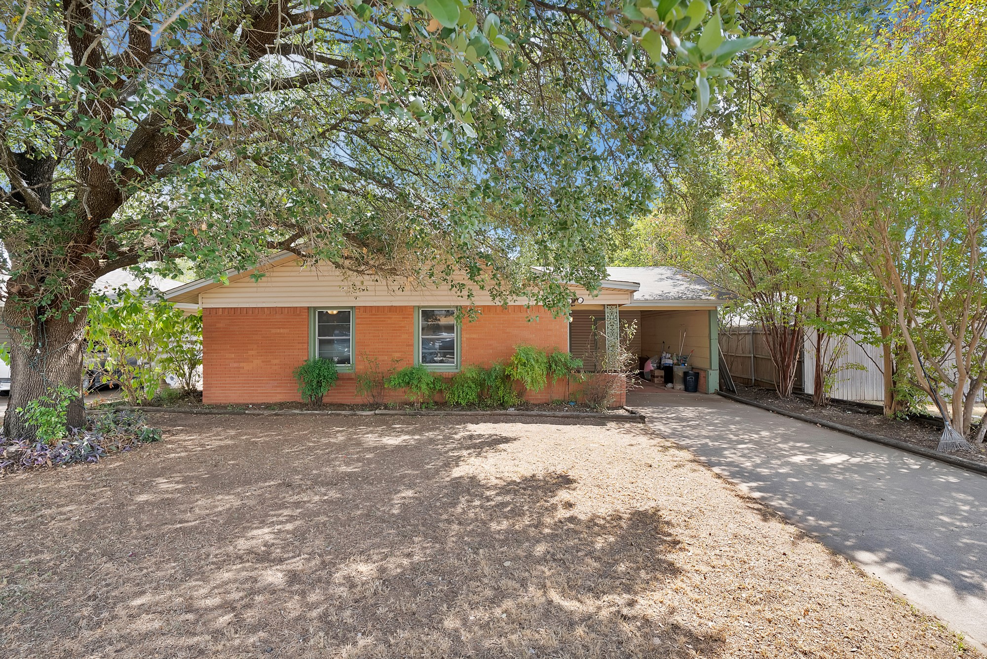 811 Phillips Street