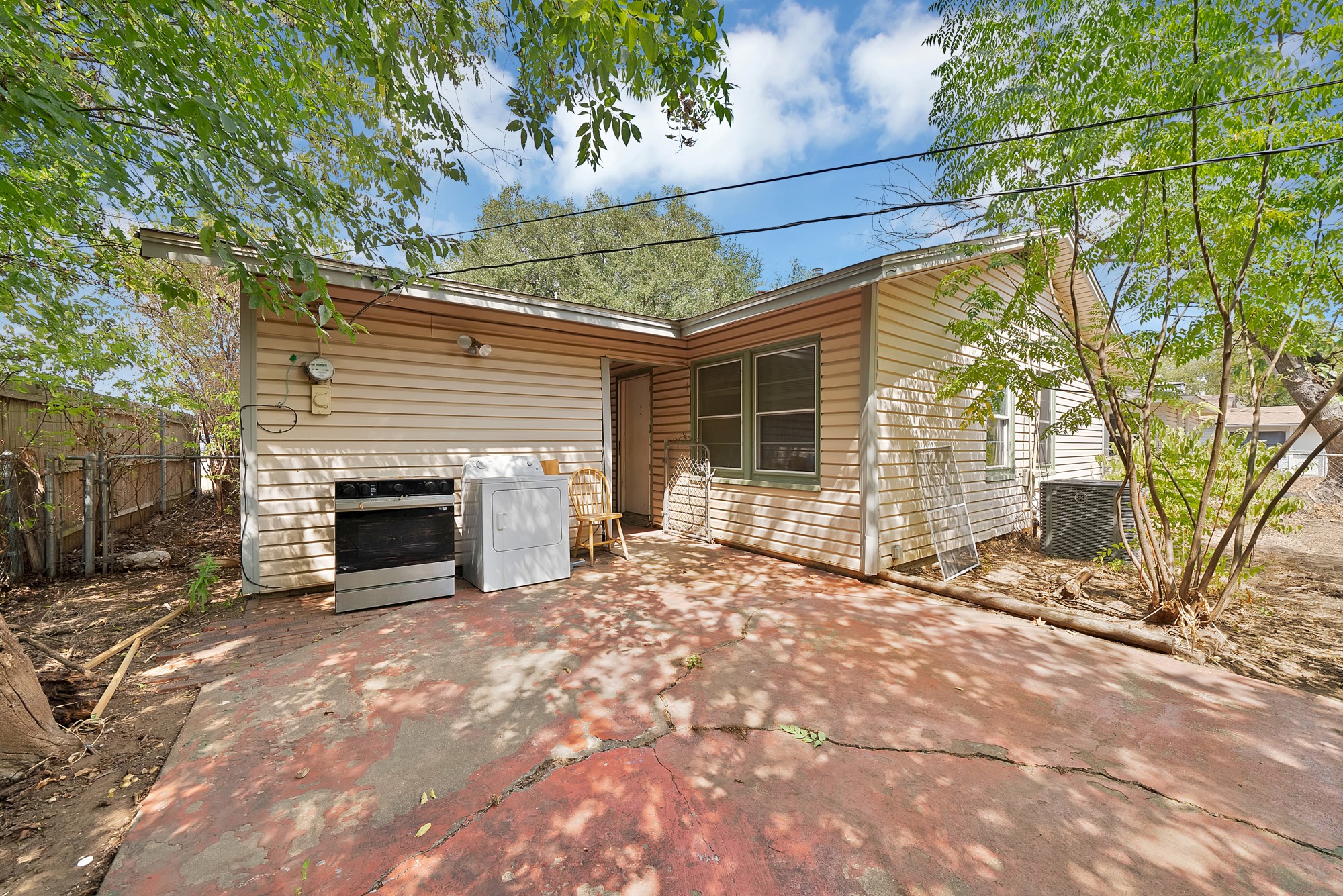 811 Phillips Street
