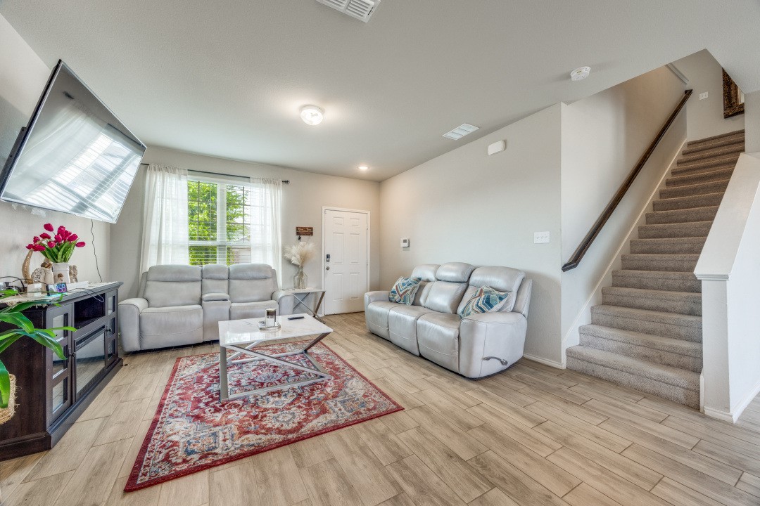 926 Hurstwood Drive
