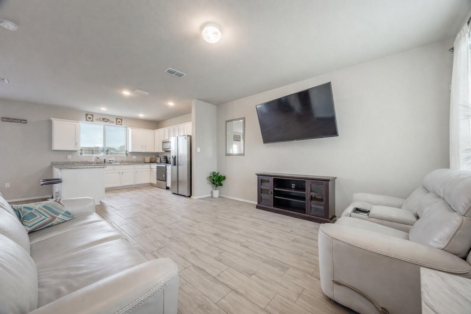 926 Hurstwood Drive