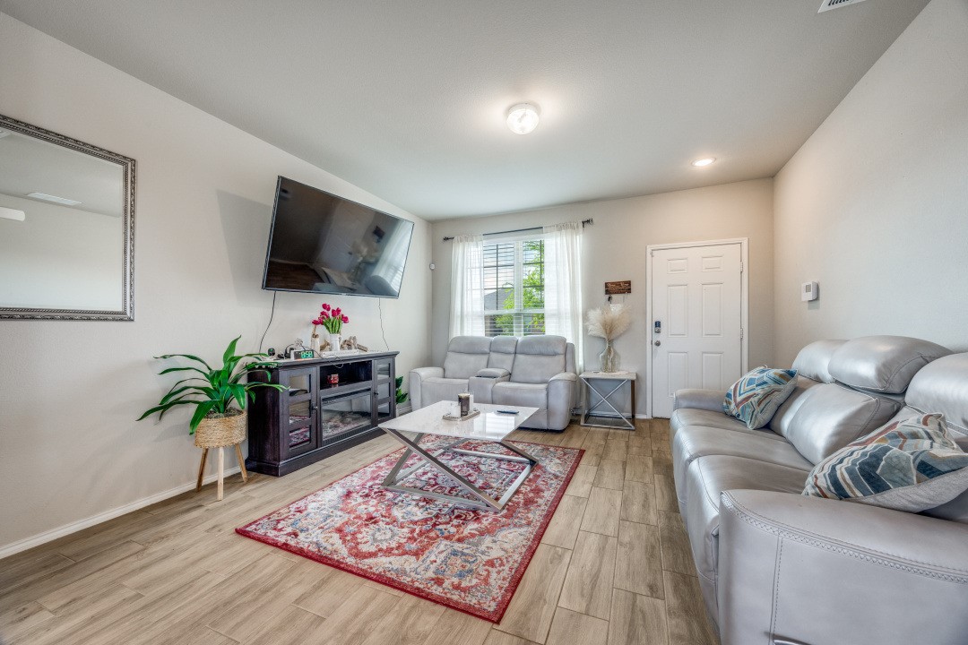 926 Hurstwood Drive