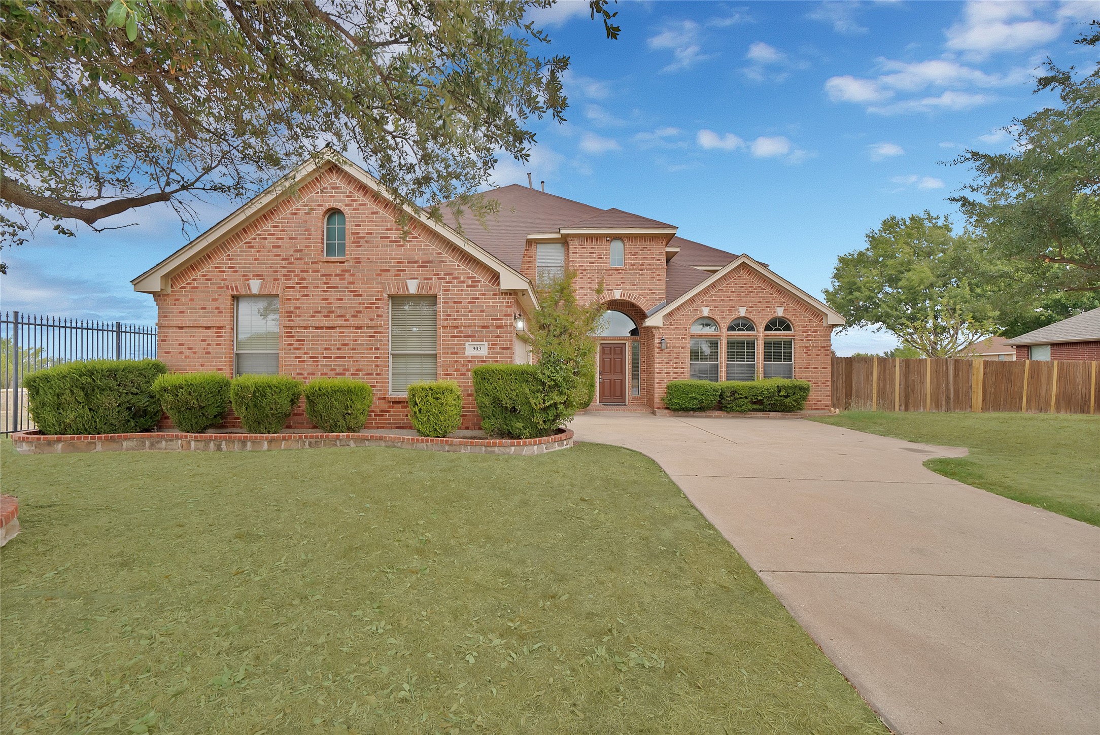 903 Fieldstone Drive