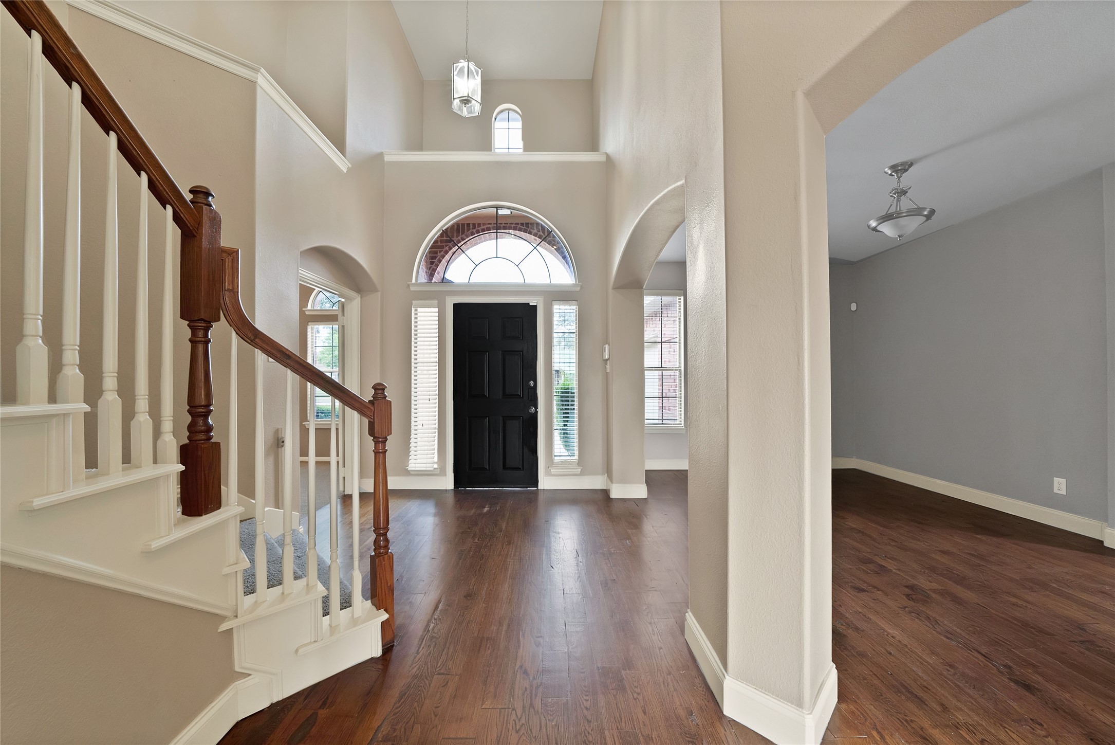 903 Fieldstone Drive