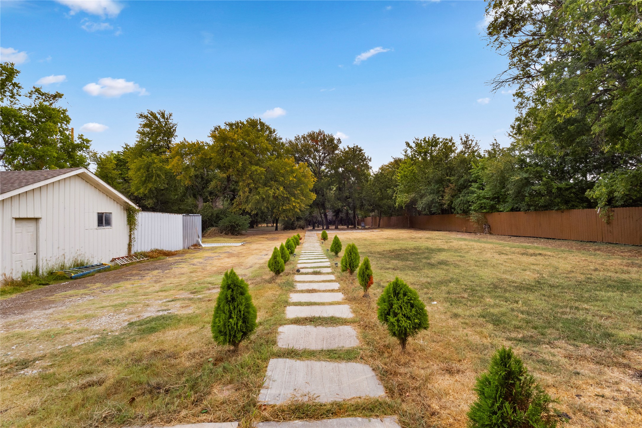 804 Laurence Drive