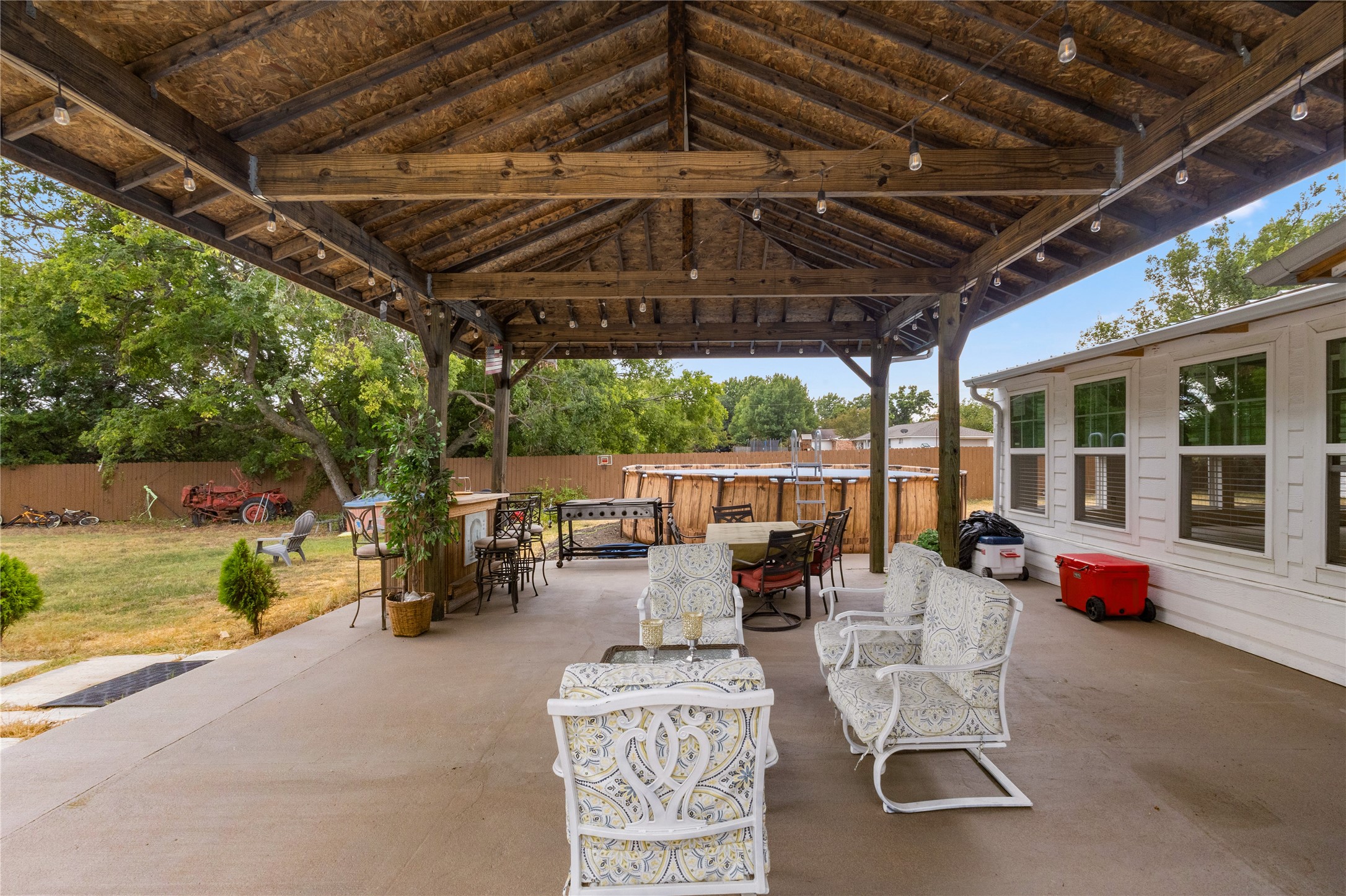 804 Laurence Drive