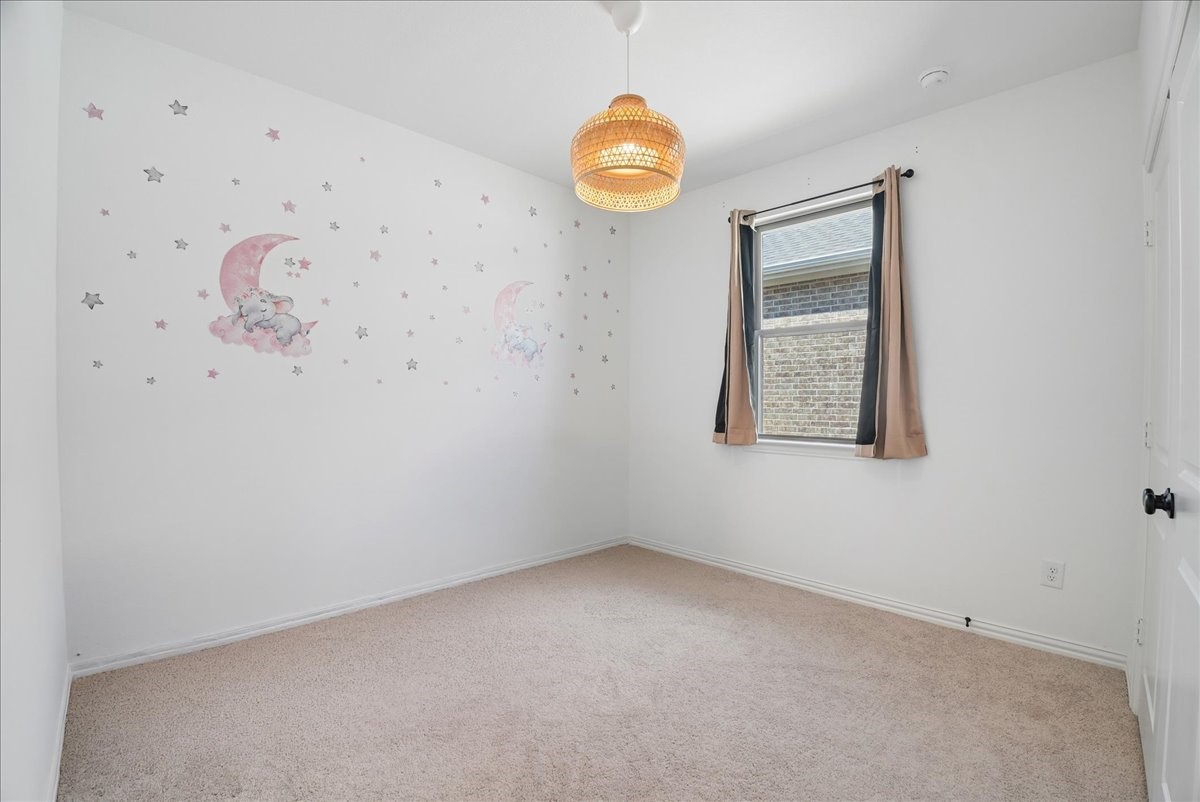 2115 Meadowlark Lane