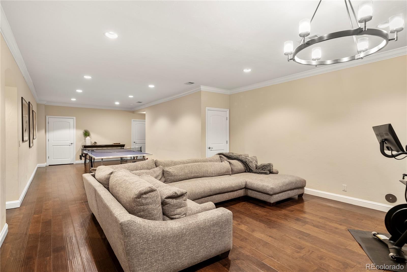 8 Gray Owl Road