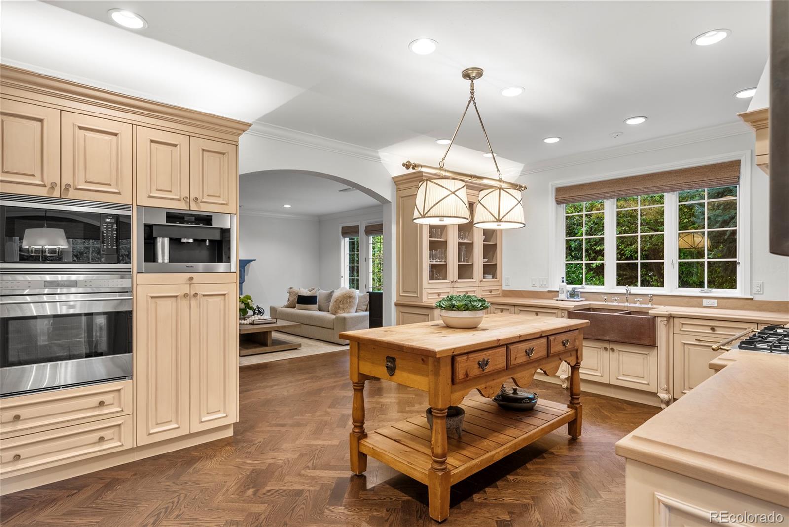 8 Gray Owl Road