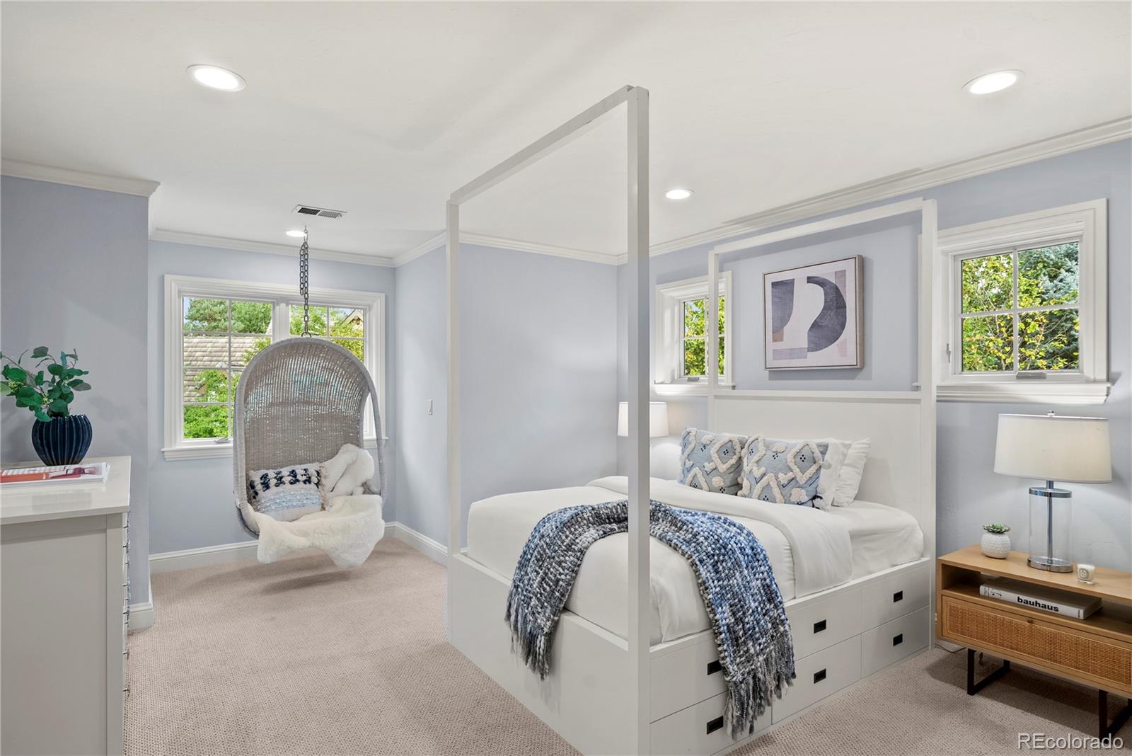 8 Gray Owl Road