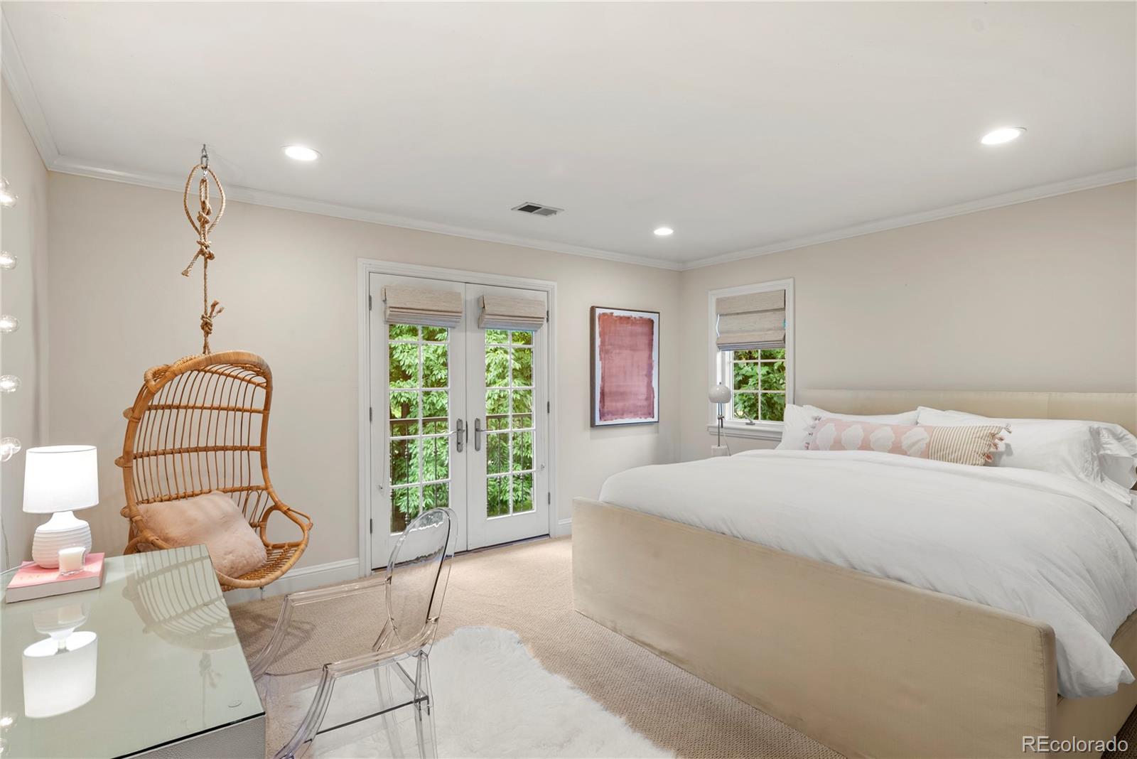 8 Gray Owl Road