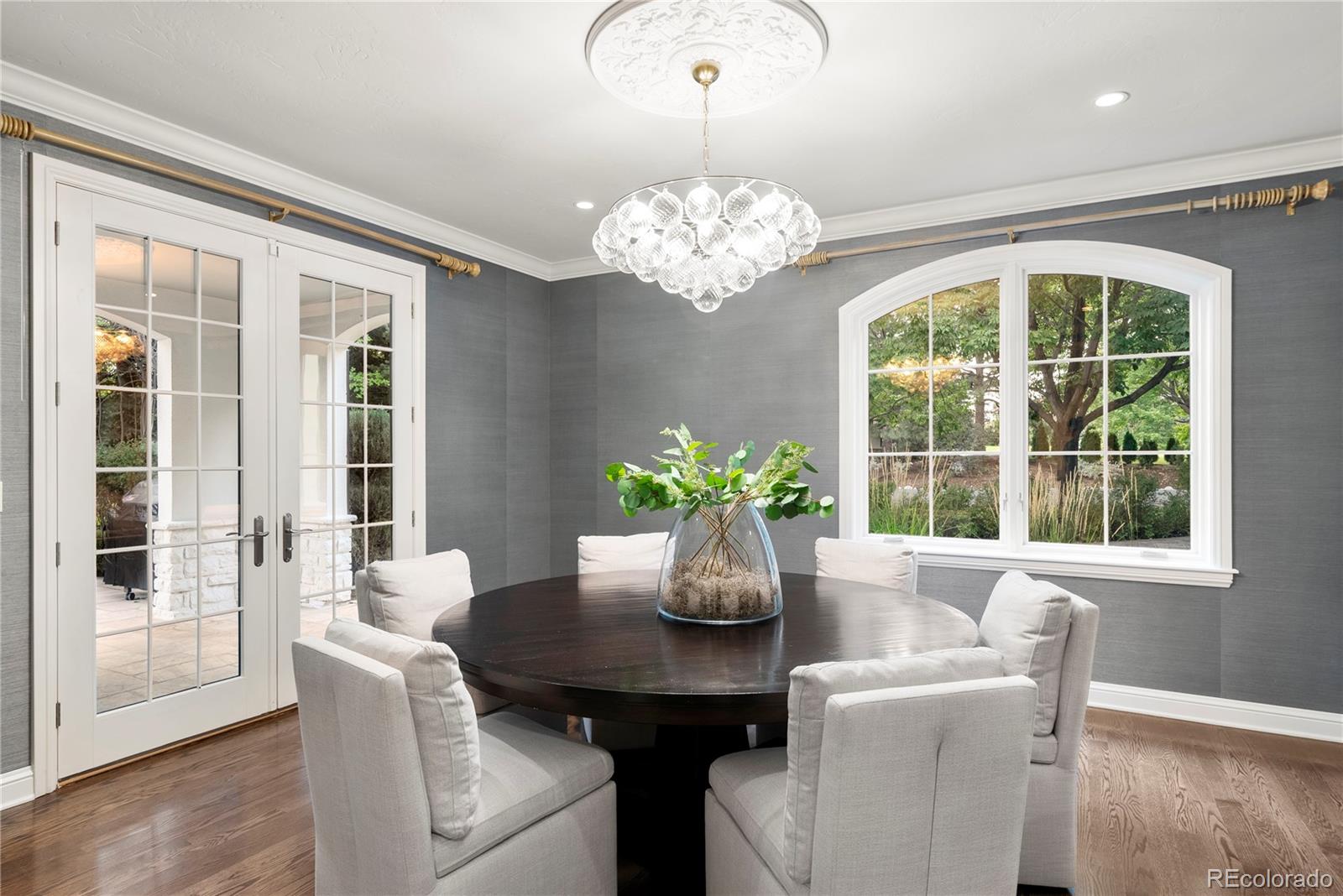 8 Gray Owl Road