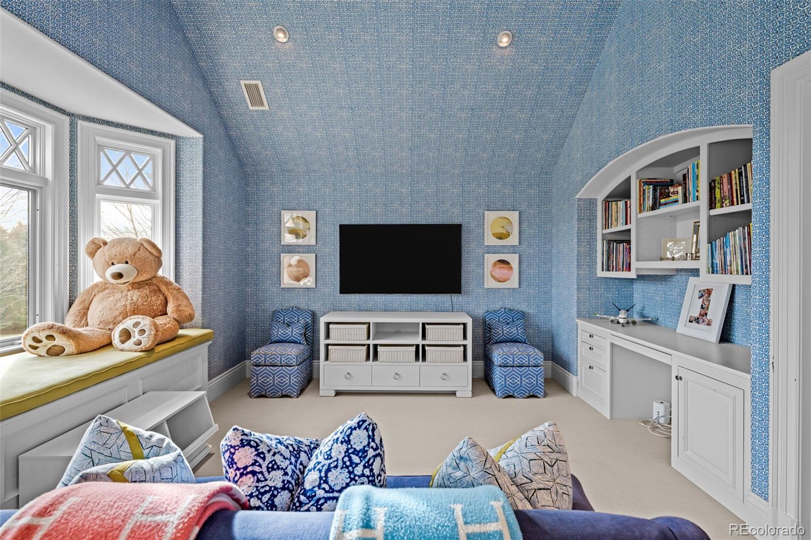 26 Cherry Hills Park Drive