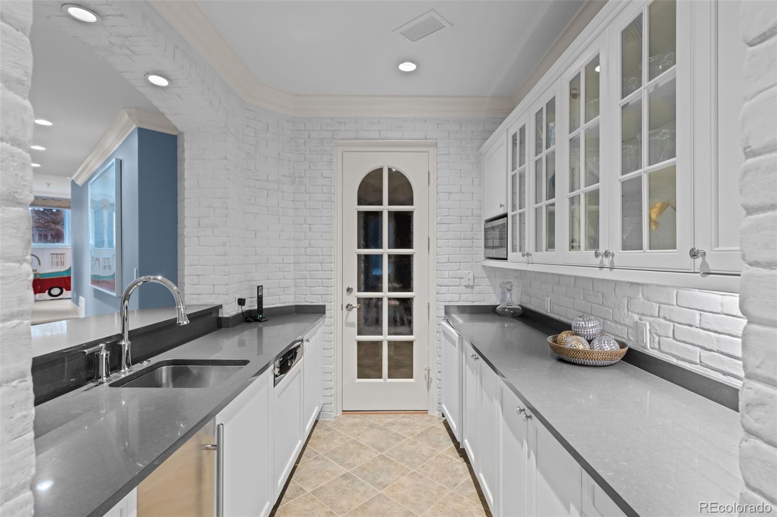 26 Cherry Hills Park Drive