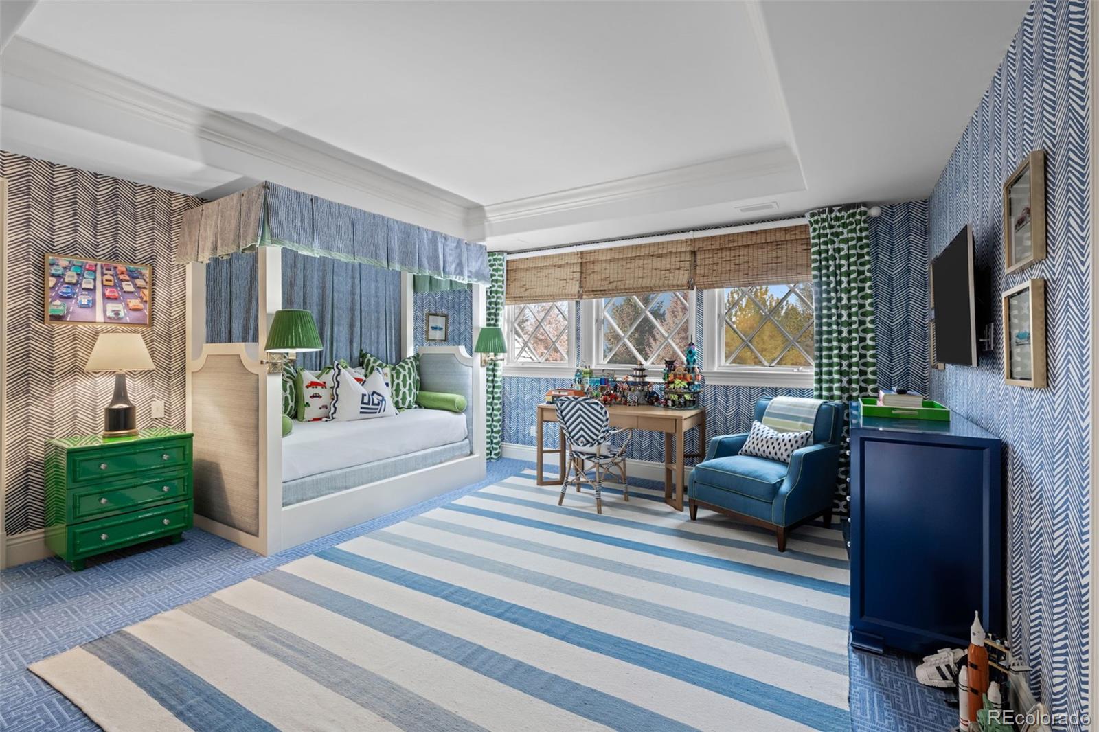 26 Cherry Hills Park Drive