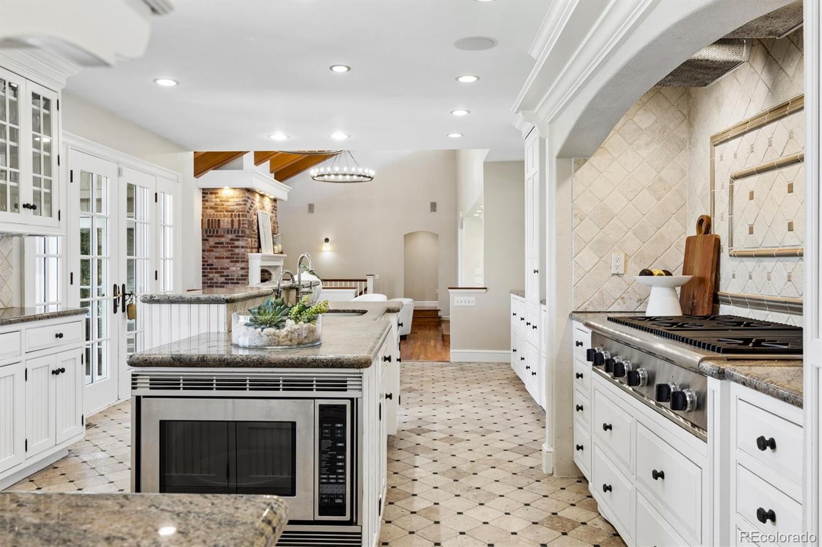 4887 Tule Lake Drive