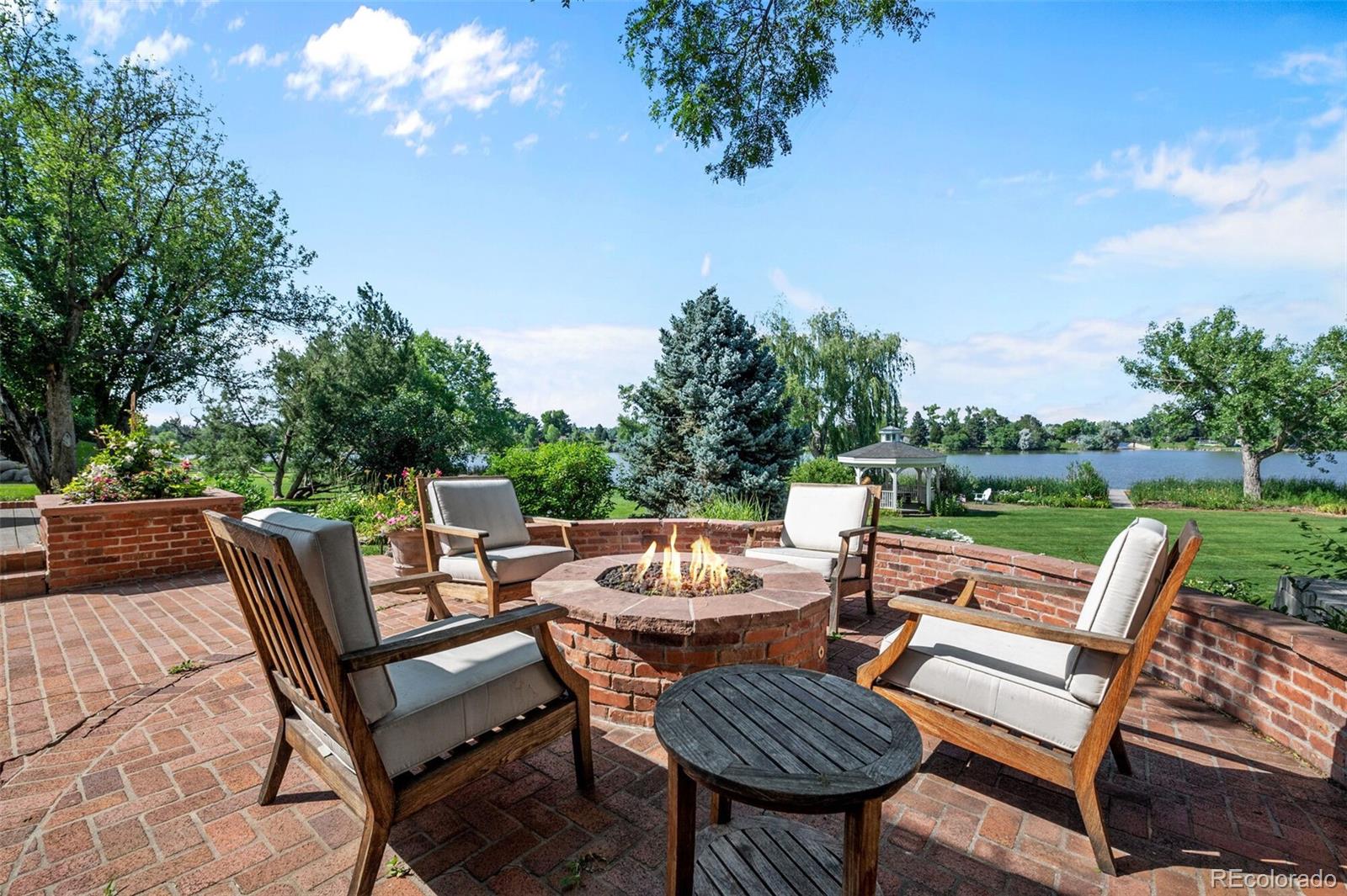 4887 Tule Lake Drive