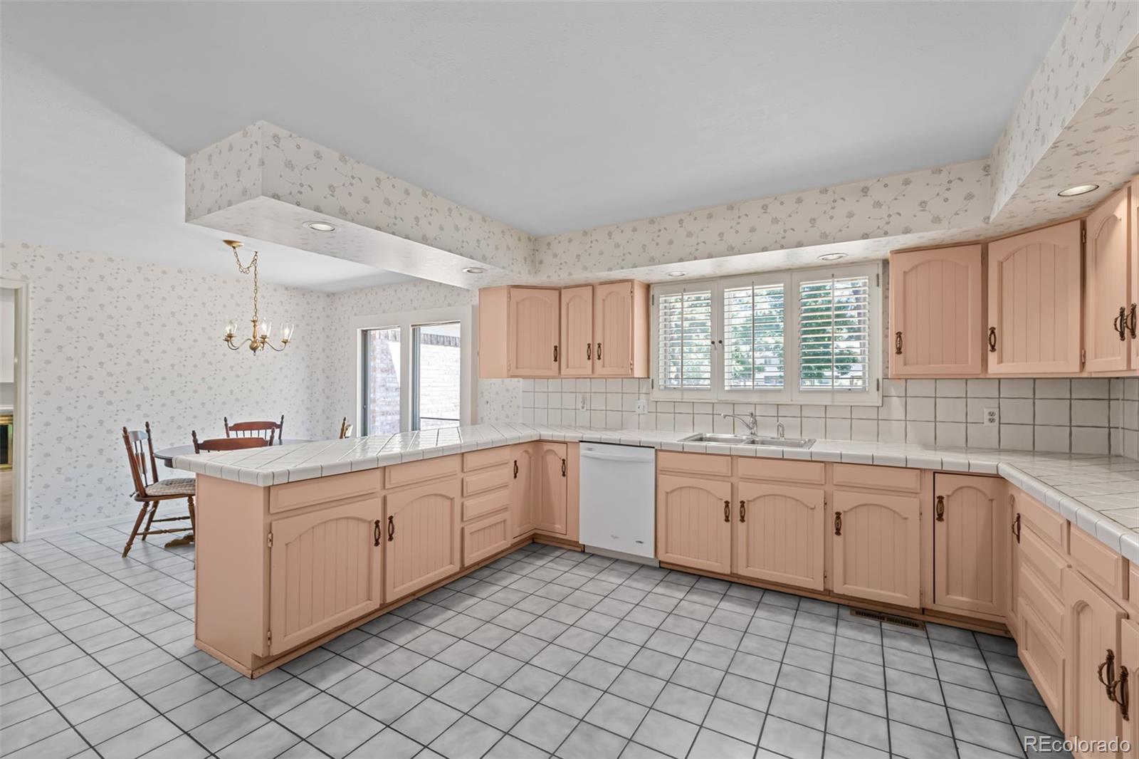 1699 Green Oaks Drive