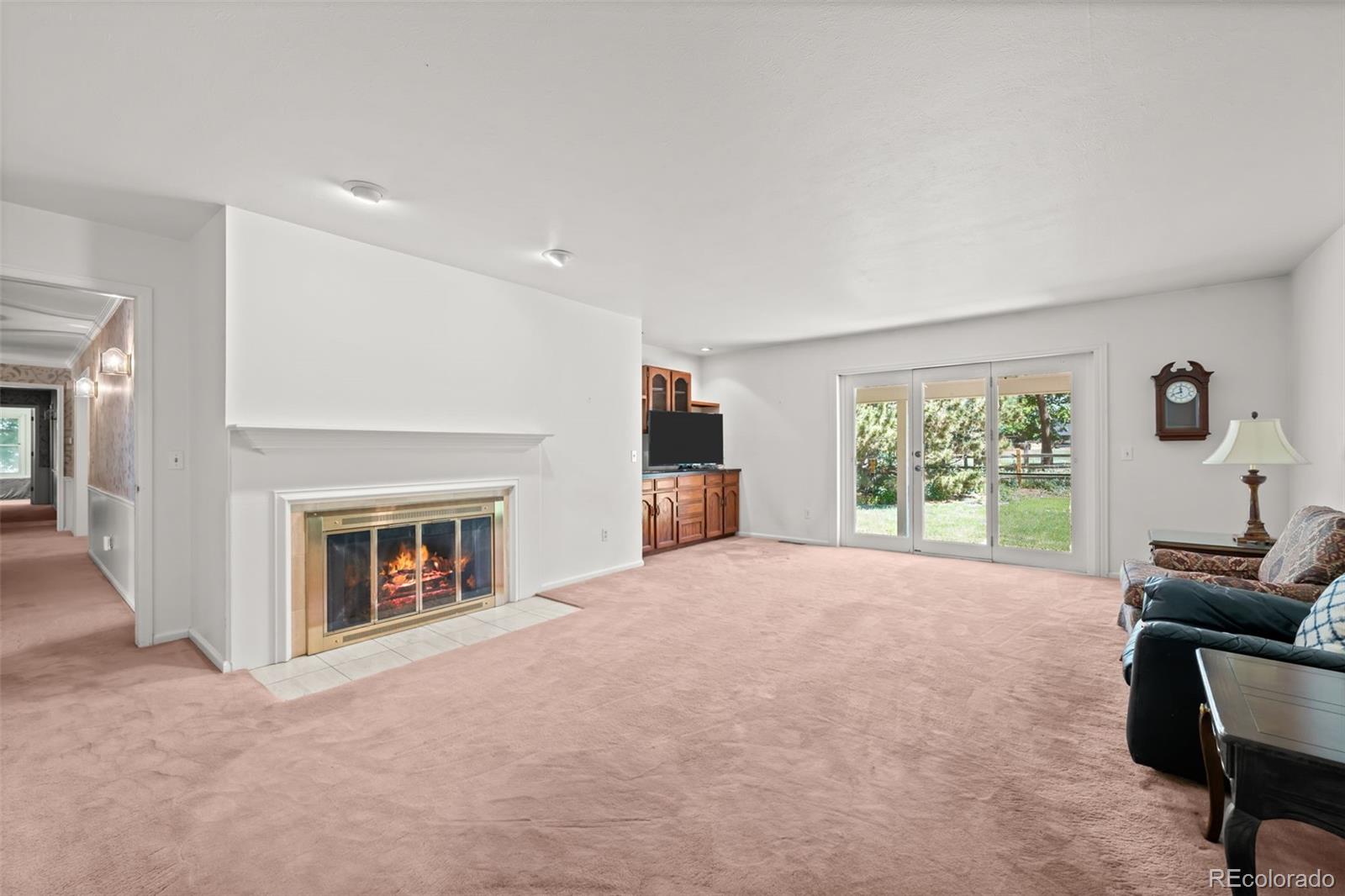 1699 Green Oaks Drive