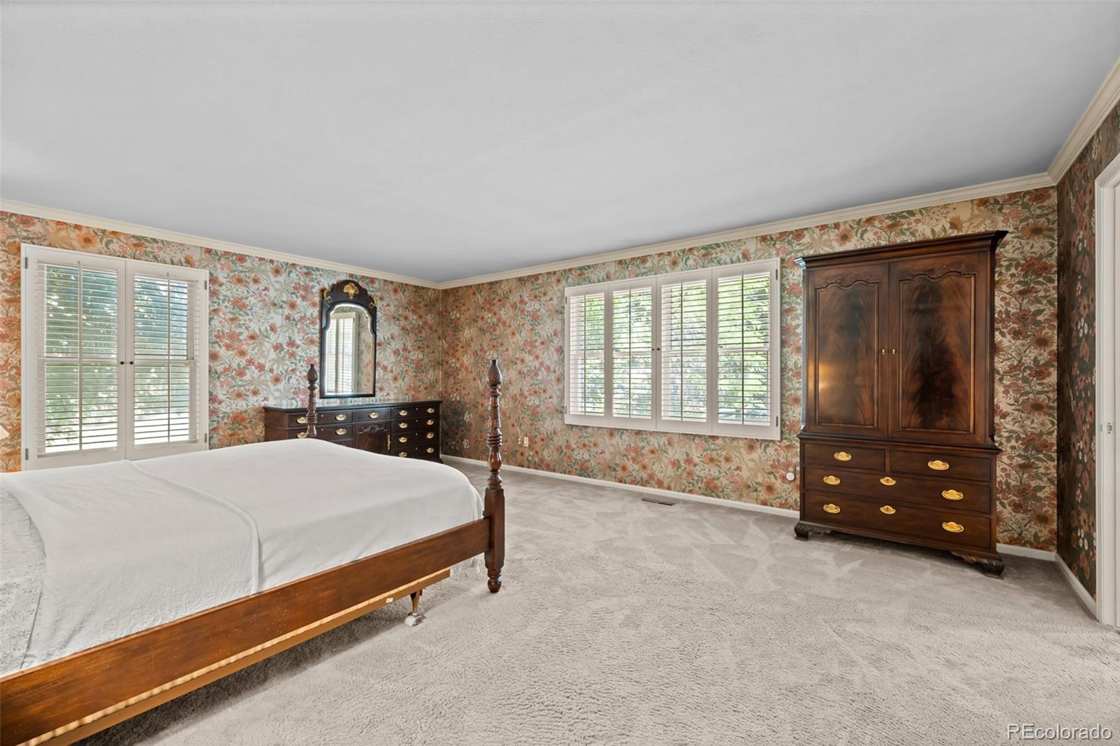 1699 Green Oaks Drive