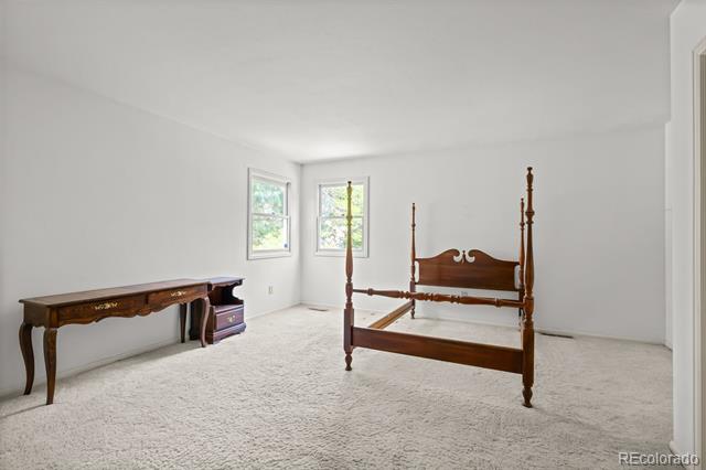 1699 Green Oaks Drive