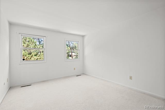 1699 Green Oaks Drive