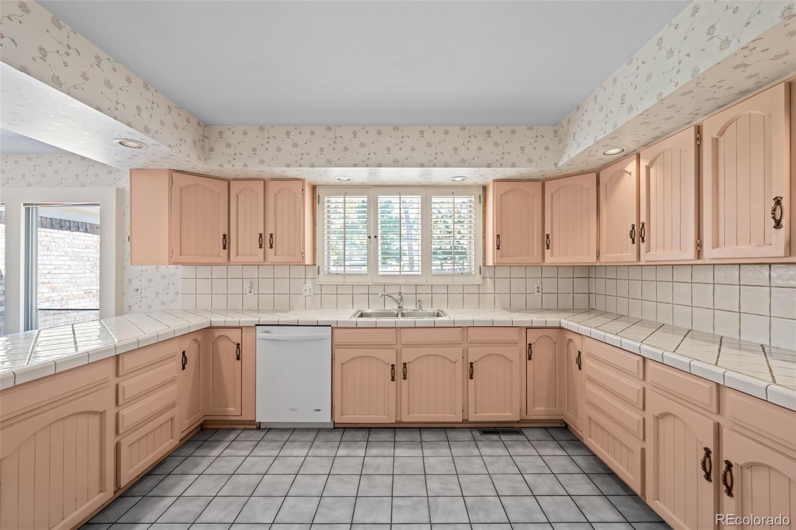 1699 Green Oaks Drive