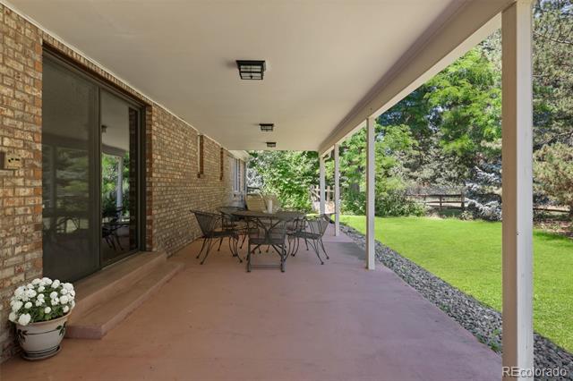 1699 Green Oaks Drive