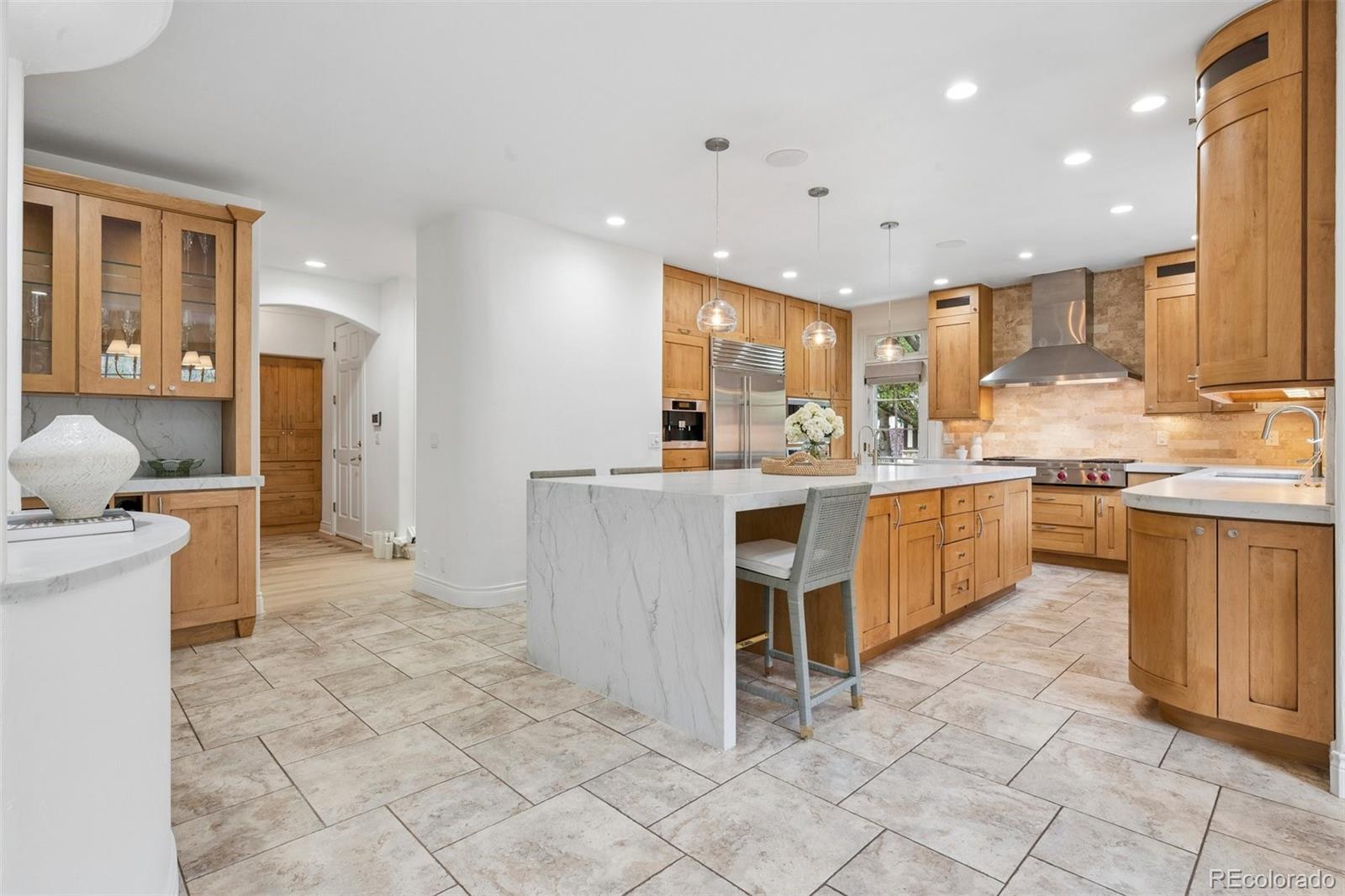 2 Foxtail Circle