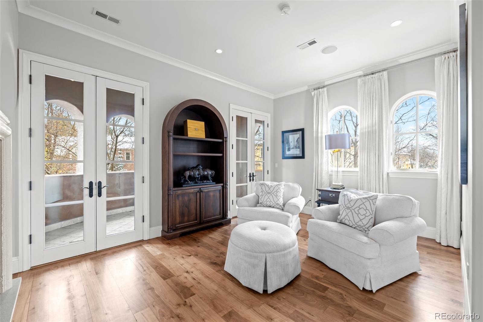 100 S University Boulevard Unit: 7