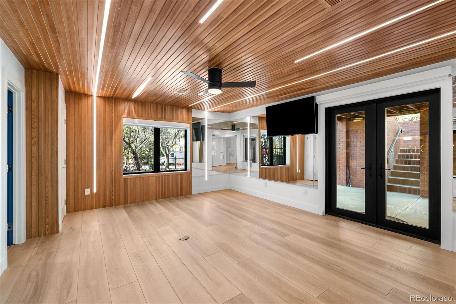 2215 Cherry Hills Farm Drive