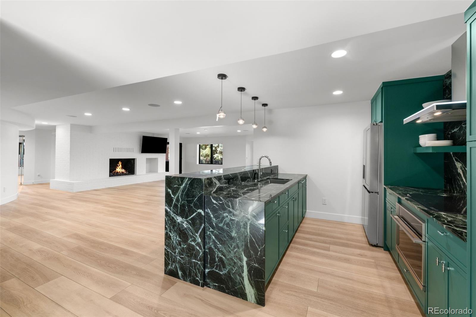 2215 Cherry Hills Farm Drive