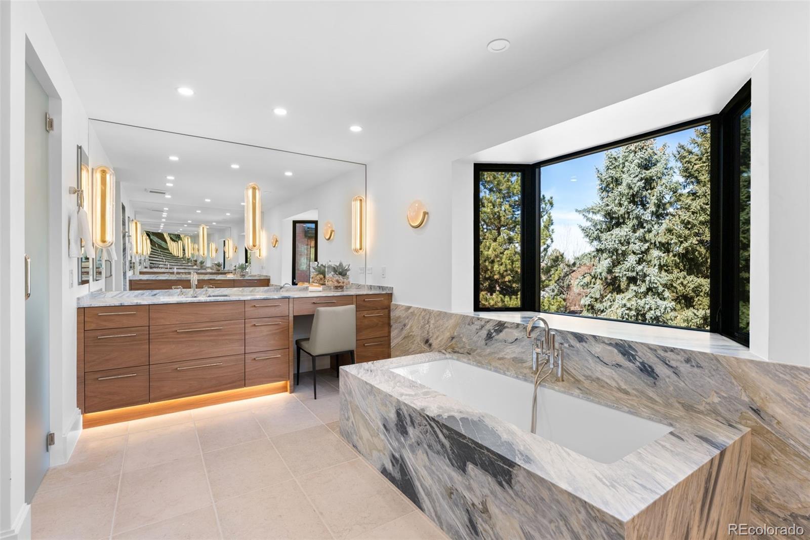 2215 Cherry Hills Farm Drive