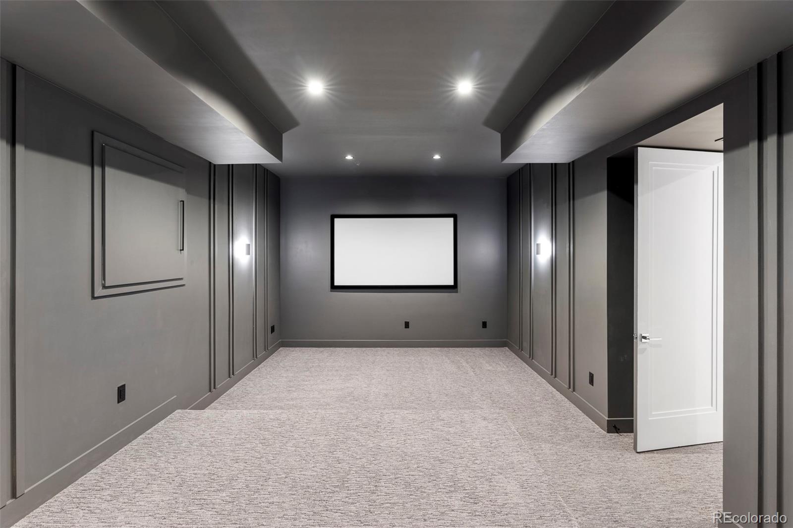 2821 E Cedar Avenue Unit: 11