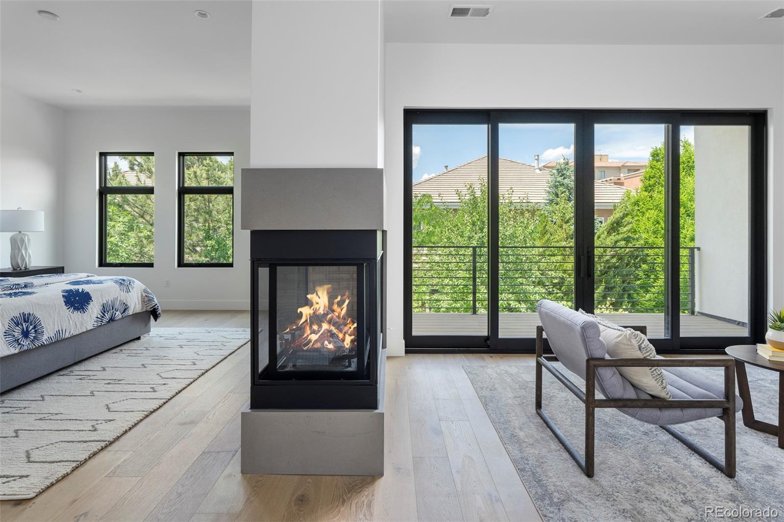 2821 E Cedar Avenue Unit: 11