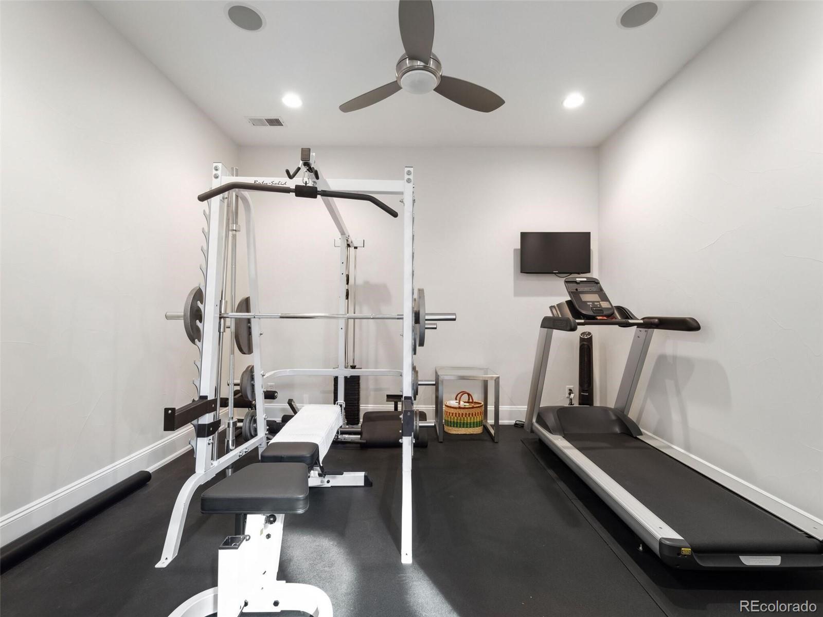 3301 E Warren Avenue