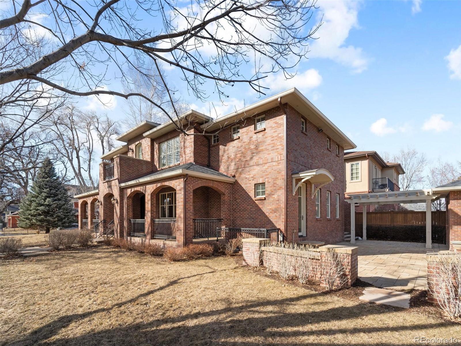 3301 E Warren Avenue