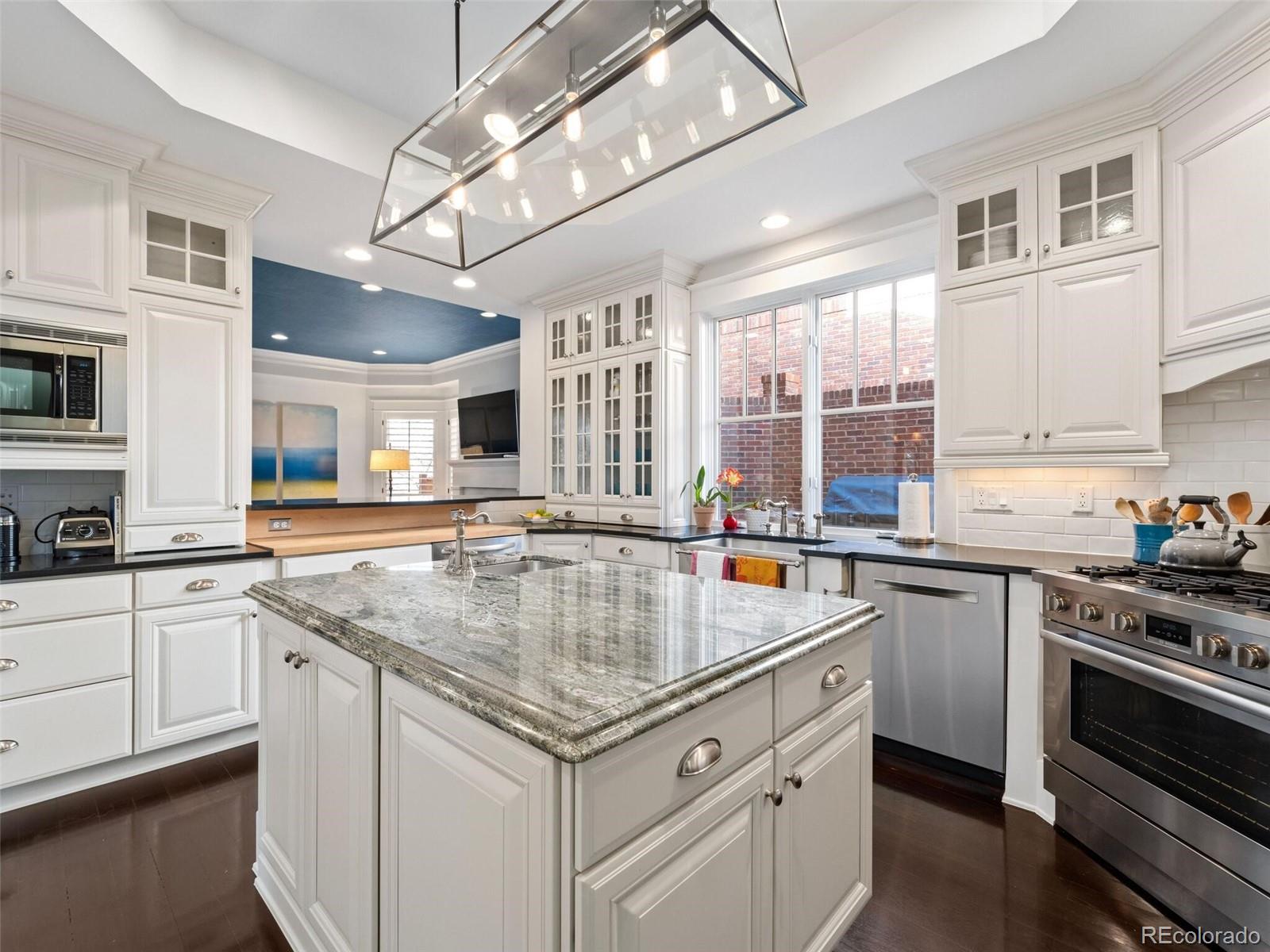 3301 E Warren Avenue