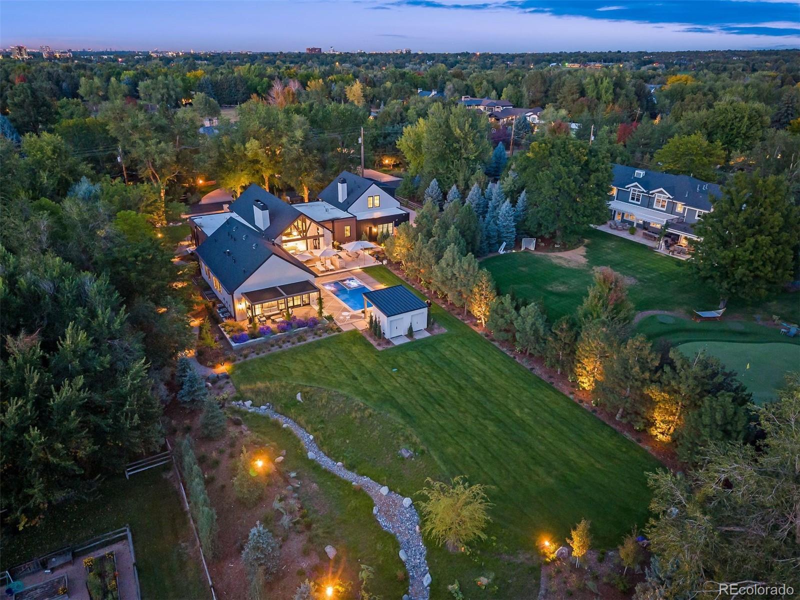 1000 E Stanford Avenue