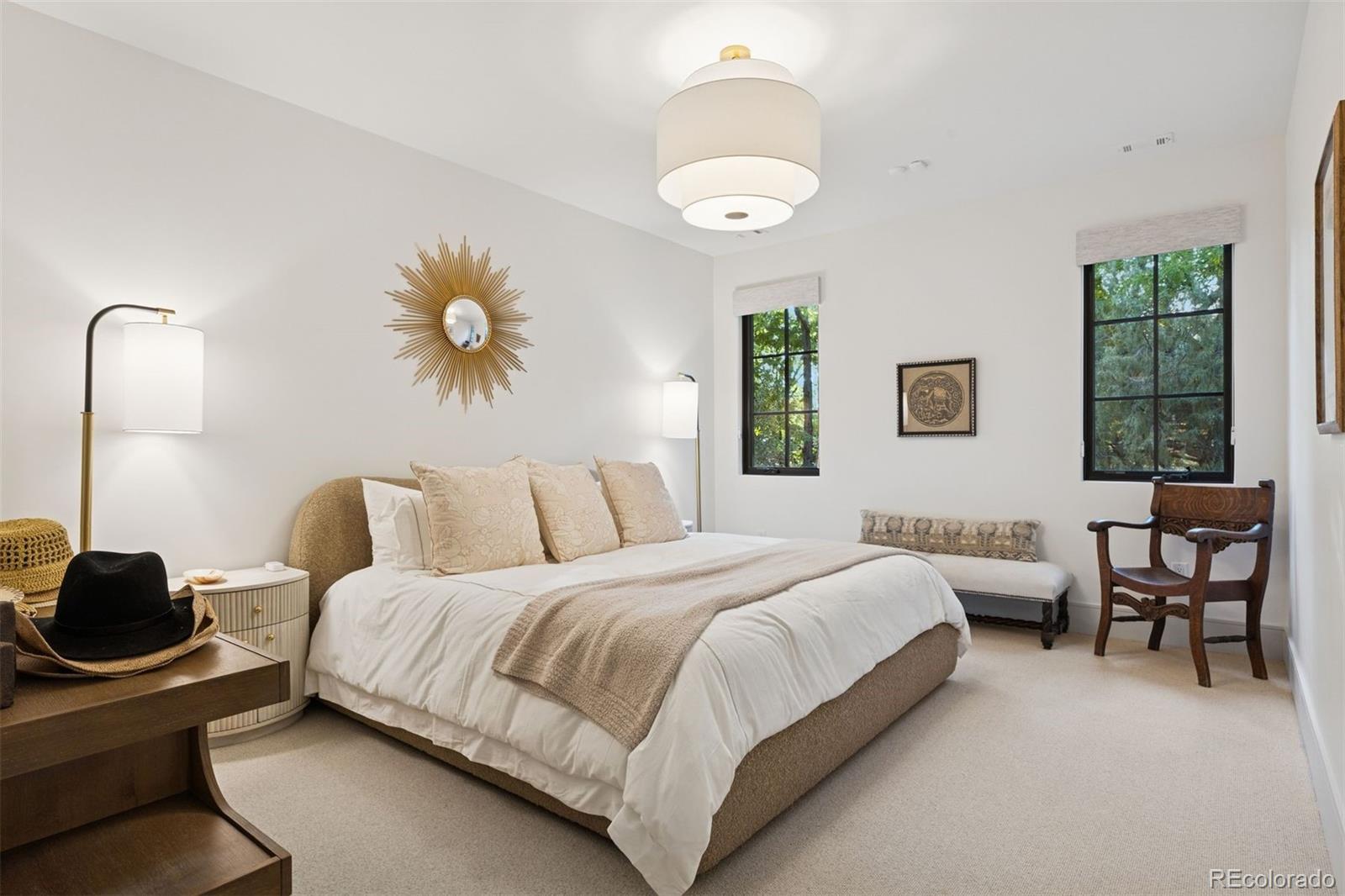 1000 E Stanford Avenue