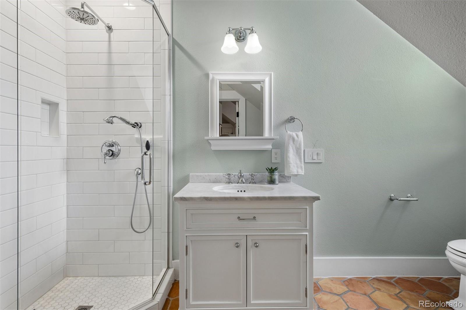 1190 E Kenyon Avenue