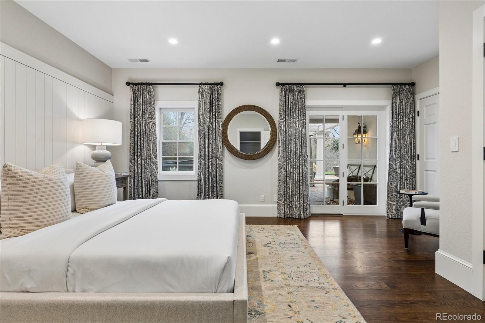 1190 E Kenyon Avenue